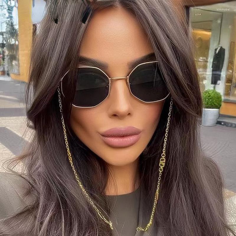 Sunglasses Fashion Metal Irregular With Chain Women 2022 Channel Trendy Square Sun Glasses For Female Chic Eyewear
Sunglasses Fashion Metal Irregular With Chain Women 2022 Channel Trendy Square Sun Glasses For Female Chic Eyewear