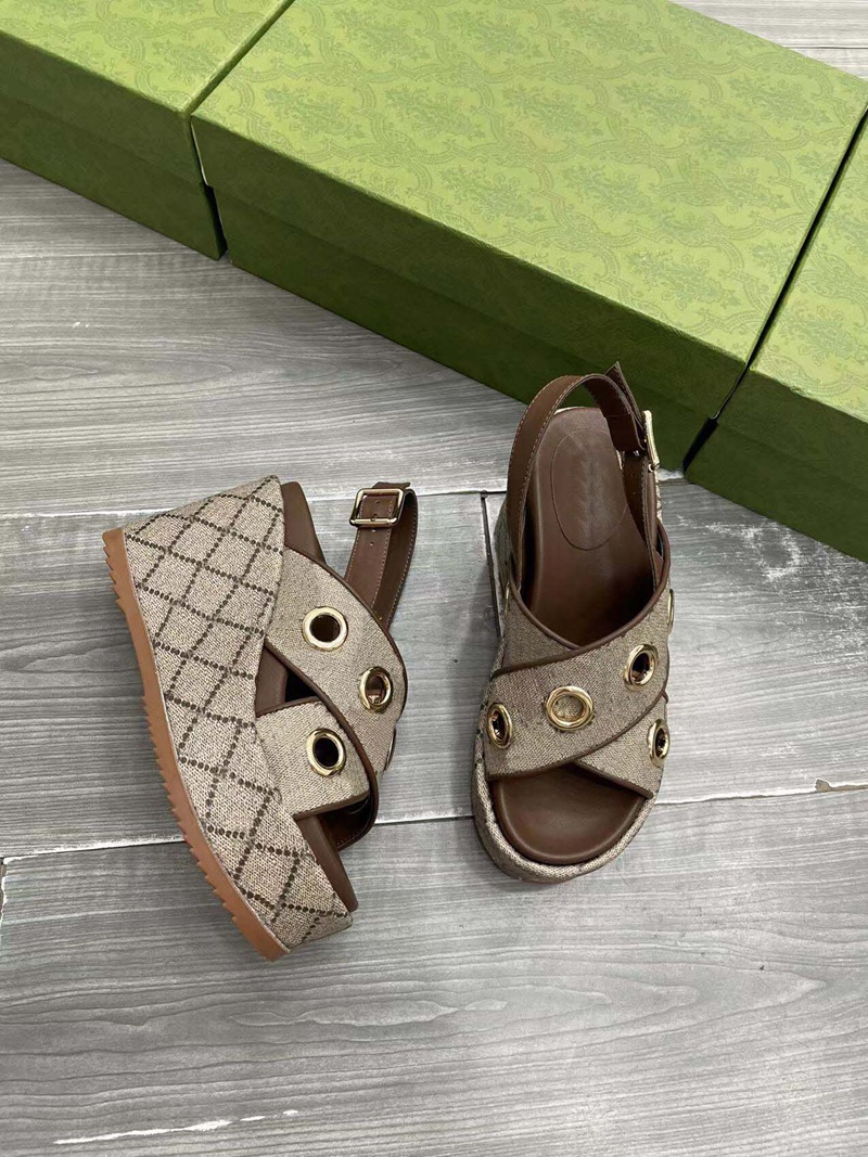2022ss latest womens fashion wedge sandals cutout golden eyelets embellished platform canvas slides with box and dust bag size euro35-42, Green
2022ss latest womens fashion wedge sandals cutout golden eyelets embellished platform canvas slides with box and dust bag size euro35-42, Green