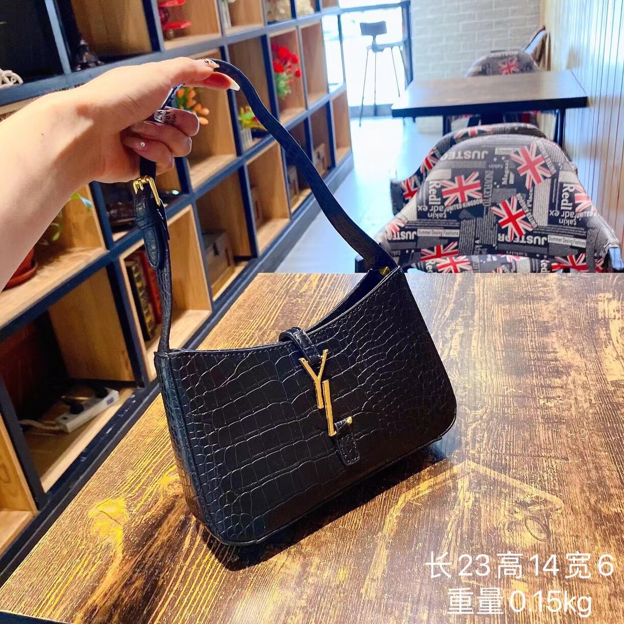 2022 Topquality Armpit Bags Classic Leather Designer Handbags for Ladies Shoulder Bags Baguette MultiColor Fashion Bags wholesale, Customize
2022 Topquality Armpit Bags Classic Leather Designer Handbags for Ladies Shoulder Bags Baguette MultiColor Fashion Bags wholesale, Customize