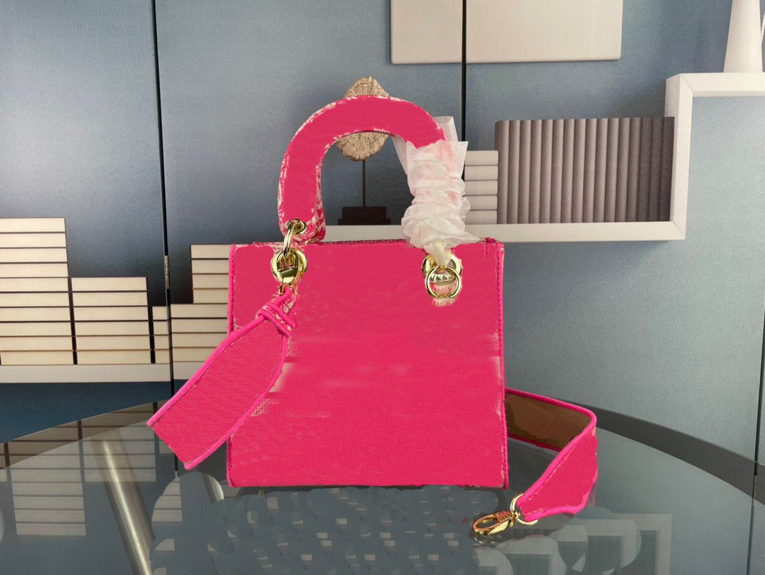 NEW Luxurys Designers Bags Handbag Purses Woman Fashion double bread Clutch Purse Shoulder Bags Chain Bag #335566, Orange
NEW Luxurys Designers Bags Handbag Purses Woman Fashion double bread Clutch Purse Shoulder Bags Chain Bag #335566, Orange