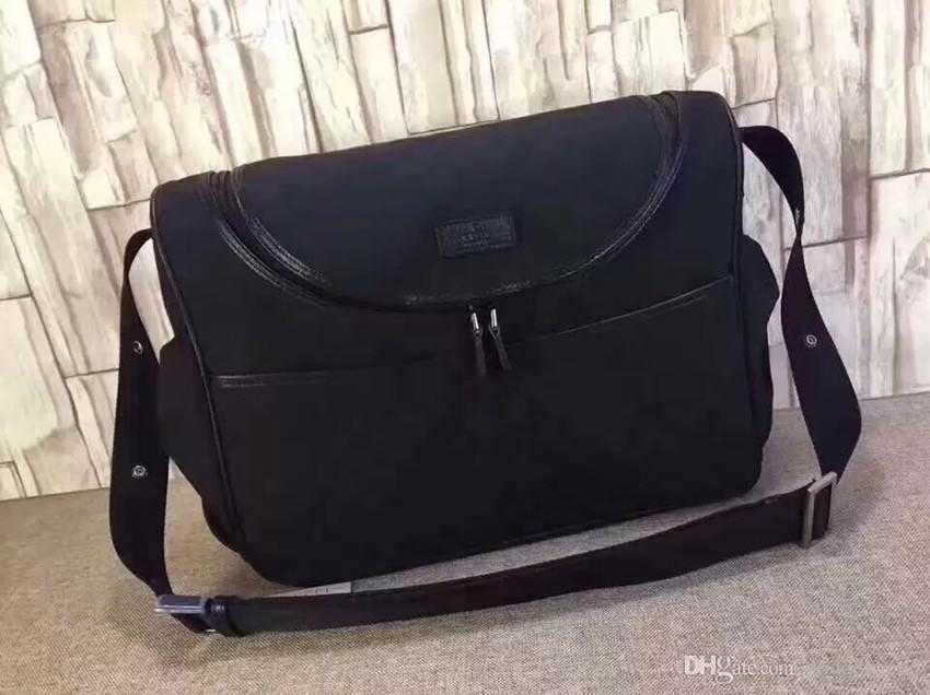 Baby Designer Diaper Bags with Interface Large Capacity Waterproof Nappy Bag Kits Mummy Maternity Bag fashion change Mat bottler Selling 2023
Baby Designer Diaper Bags with Interface Large Capacity Waterproof Nappy Bag Kits Mummy Maternity Bag fashion change Mat bottler Selling 2023