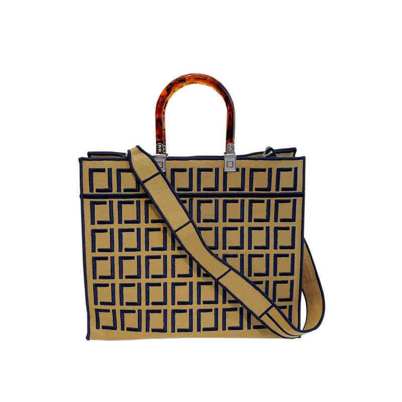 Evening Bags Totes Shoulder Fenbag the Tote Women Designer Hands Fashion Handbags All-match Classic Large Capacity Shoppers Wallet, Fenbag-01-36/16/31cm
Evening Bags Totes Shoulder Fenbag the Tote Women Designer Hands Fashion Handbags All-match Classic Large Capacity Shoppers Wallet, Fenbag-01-36/16/31cm