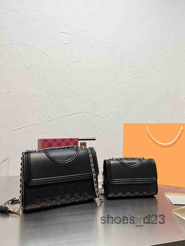 Bags Shoulder Evening Bags Luxury Brand Fashion Simple Square Tassel Bag Women's Designer High Quality Real Leather Chain Phone Handbags 12
Bags Shoulder Evening Bags Luxury Brand Fashion Simple Square Tassel Bag Women's Designer High Quality Real Leather Chain Phone Handbags 12