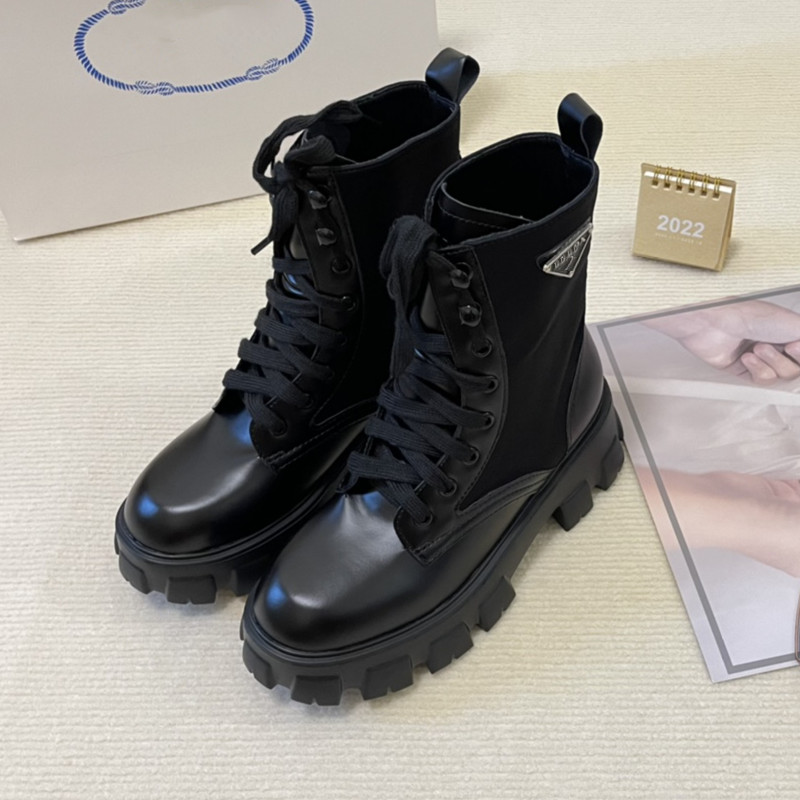 Designer Boots Autumn Winter Womens For Women 'S Slip-On Round Toe Ankle Boats Men Buckle Motorcycle Luxurious Ladies Brand Short Woman size 35-41, Black 4
Designer Boots Autumn Winter Womens For Women 'S Slip-On Round Toe Ankle Boats Men Buckle Motorcycle Luxurious Ladies Brand Short Woman size 35-41, Black 4