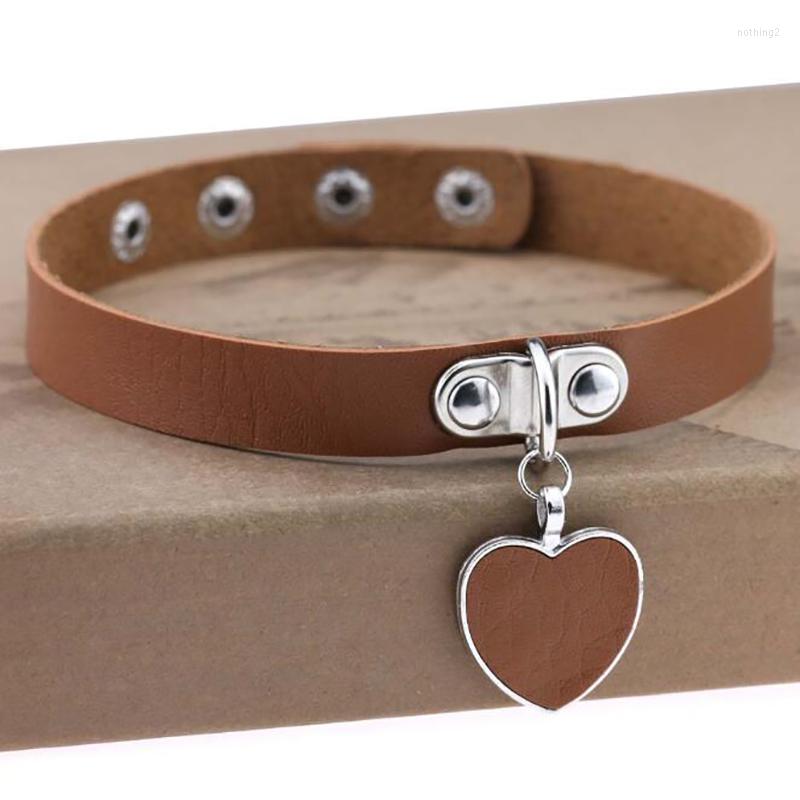 Pendants Fashion Heart Choker Necklaces Women Goth Punk Collar Necklace Jewelry Gothic Festival
Pendants Fashion Heart Choker Necklaces Women Goth Punk Collar Necklace Jewelry Gothic Festival