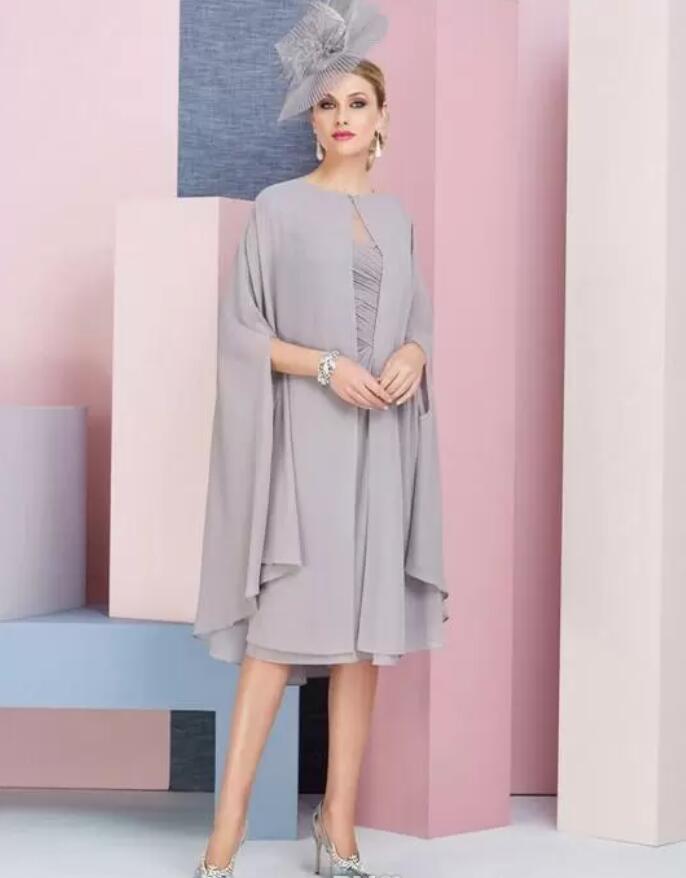 Grey Knee Length Chiffon Mother Of The Bride Dresses With Cape Lace Appliqued Formal Mother Arabic Evening Gowns Prom Dress