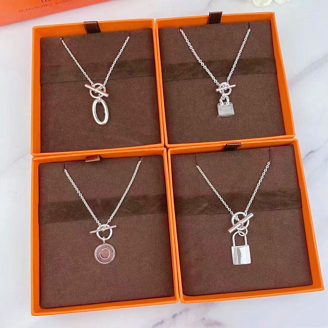 7A Luxury Classic Ladies Necklace Pendant Girl Valentines Day Christmas Gift 925 Sterling Silver highquality AAAAA
7A Luxury Classic Ladies Necklace Pendant Girl Valentines Day Christmas Gift 925 Sterling Silver highquality AAAAA
