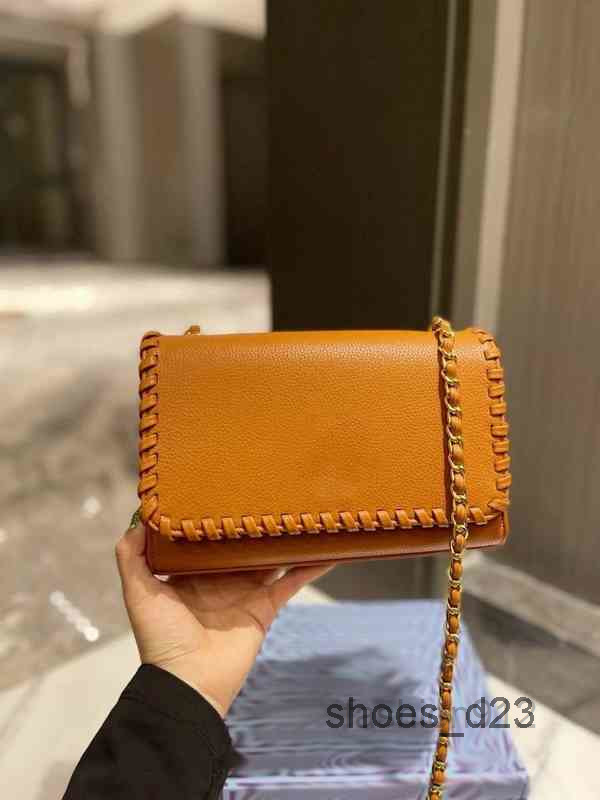 Envelope Evening Bags Shoulder Bag Women Designer Crossbody Bags Leather Handbag Designer Triangular Flip Clutch Female Purses 220519Multi
Envelope Evening Bags Shoulder Bag Women Designer Crossbody Bags Leather Handbag Designer Triangular Flip Clutch Female Purses 220519Multi