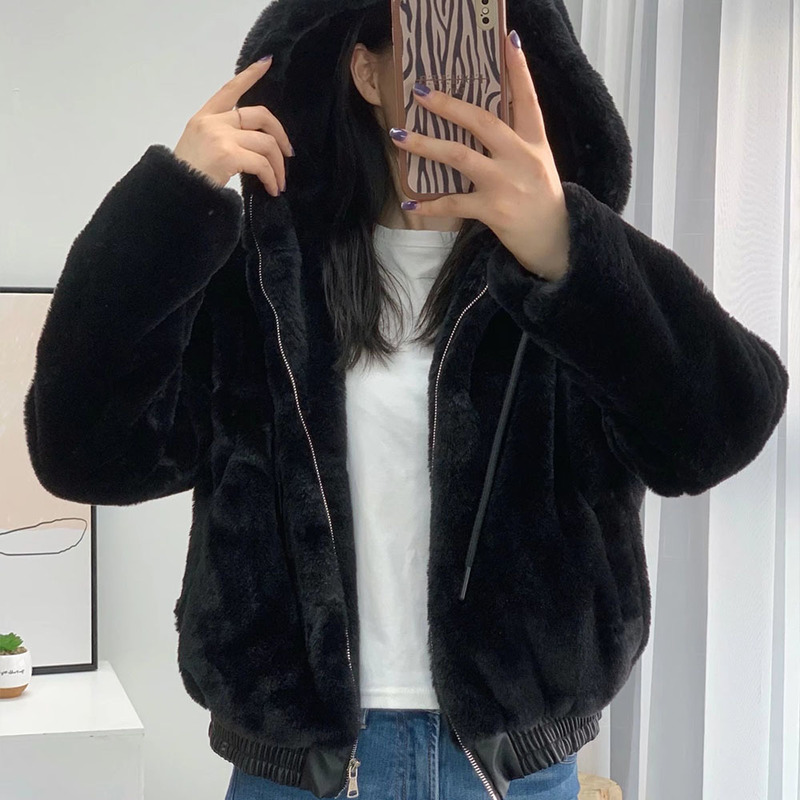 Women's Fur Faux Fur DiYiG WOMAN autumn and winter women's sweet faux fur effect plush yang gao mao hooded jacket 220919