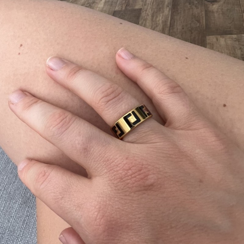 Hip hop designer Ring Extravagant enamel hollow Gold Silver Rose Stainless Steel letter Rings black white Women men wedding Jewelry Lady Party Gifts 6 7 8 9
Hip hop designer Ring Extravagant enamel hollow Gold Silver Rose Stainless Steel letter Rings black white Women men wedding Jewelry Lady Party Gifts 6 7 8 9