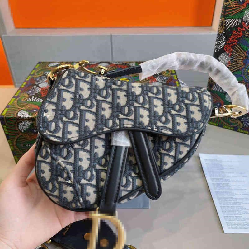 Bests Ladies Handbags Luxuries Designers Women Shoulder Bags Popular Luxury Crossbody Bags Black Totes Saddles Bag Lady Femme Blue Purse
Bests Ladies Handbags Luxuries Designers Women Shoulder Bags Popular Luxury Crossbody Bags Black Totes Saddles Bag Lady Femme Blue Purse