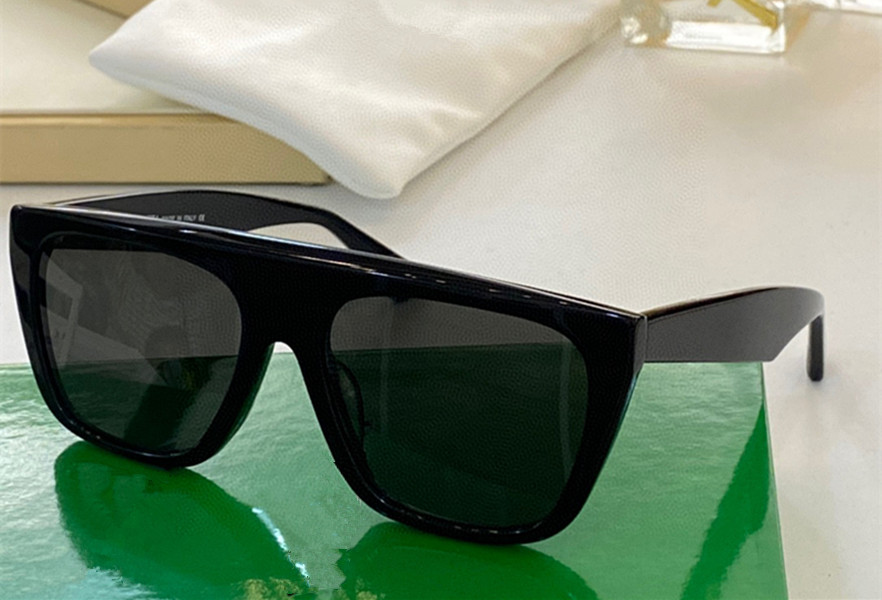 Sunglasses For Men Women Cat Eye Style 1060 Summer Anti-Ultraviolet Retro Plate Plank Frame Fashion Eyeglasses Random Box
Sunglasses For Men Women Cat Eye Style 1060 Summer Anti-Ultraviolet Retro Plate Plank Frame Fashion Eyeglasses Random Box