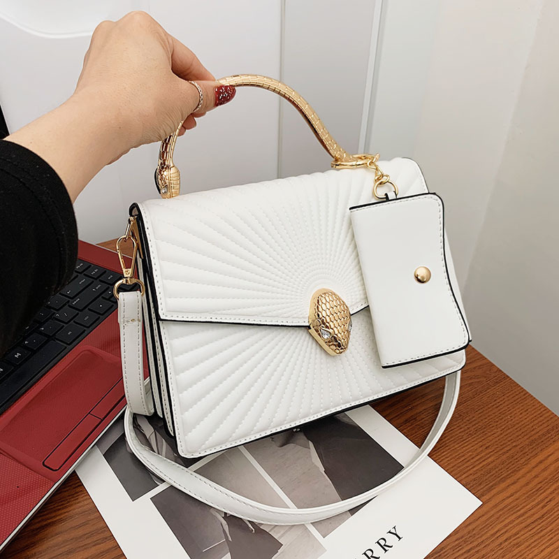 Women's Bag Fashion Trend Large Capacity Shoulder Bag Printing Messenger Bags Handbag, Black
Women's Bag Fashion Trend Large Capacity Shoulder Bag Printing Messenger Bags Handbag, Black