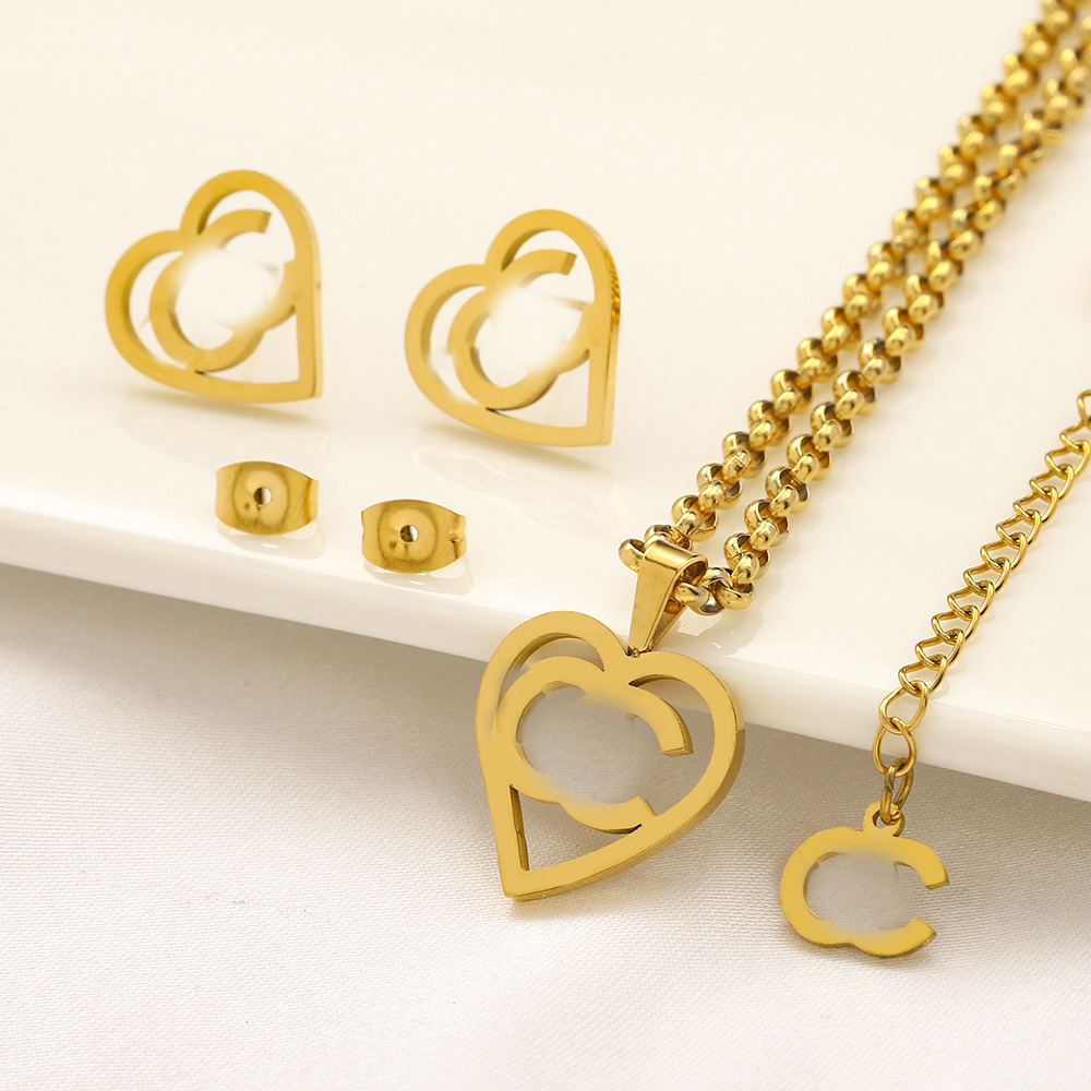 Never Fading Luxury Brand Designer Letters Pendants Necklaces Stud Gold Heart Earrings Stainless Steel Choker Pendant Necklace Chain Jewelry Sets Accessories, (1set)
Never Fading Luxury Brand Designer Letters Pendants Necklaces Stud Gold Heart Earrings Stainless Steel Choker Pendant Necklace Chain Jewelry Sets Accessories, (1set)
