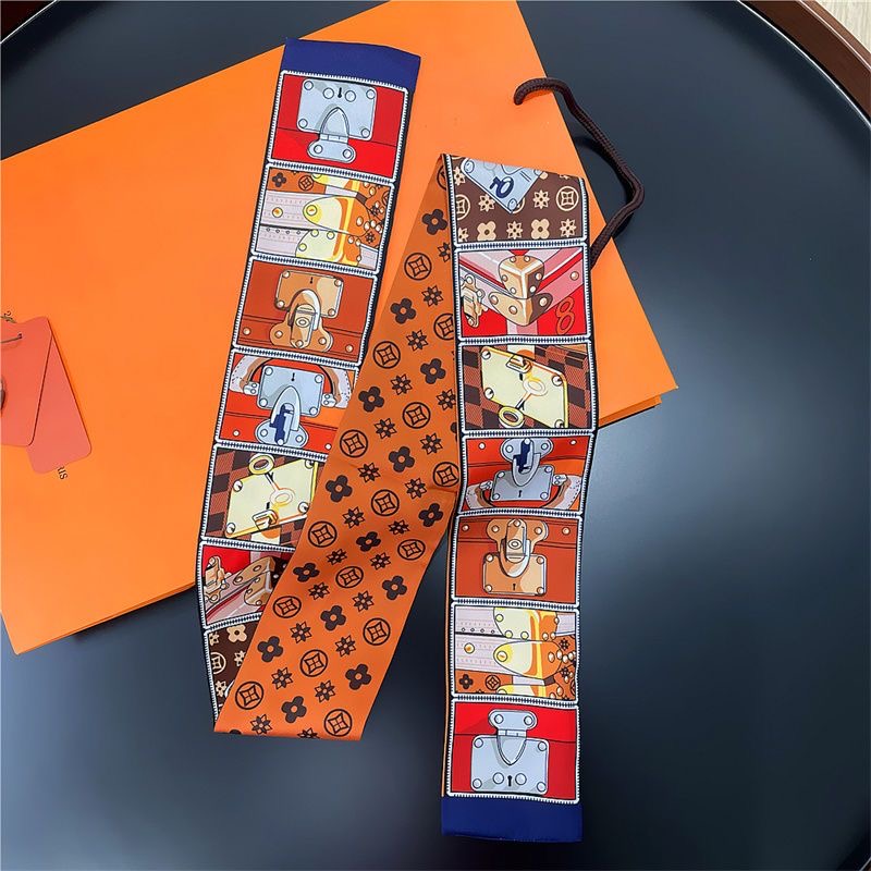 5x90cm Designer Letters Print Floral Silk Scarf Headband for Women Fashion Scarves Shoulder Tote Luggage Ribbon Head Wraps Double ribbon Ladies gift
5x90cm Designer Letters Print Floral Silk Scarf Headband for Women Fashion Scarves Shoulder Tote Luggage Ribbon Head Wraps Double ribbon Ladies gift