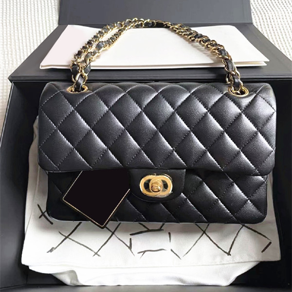 luxury designer channel Classic Shoulder Bags Clutch Flap lambskin Handbag WOC cosmetic wholesale boy gift Leather pochette handbags 19, 19-26 cm-black
luxury designer channel Classic Shoulder Bags Clutch Flap lambskin Handbag WOC cosmetic wholesale boy gift Leather pochette handbags 19, 19-26 cm-black