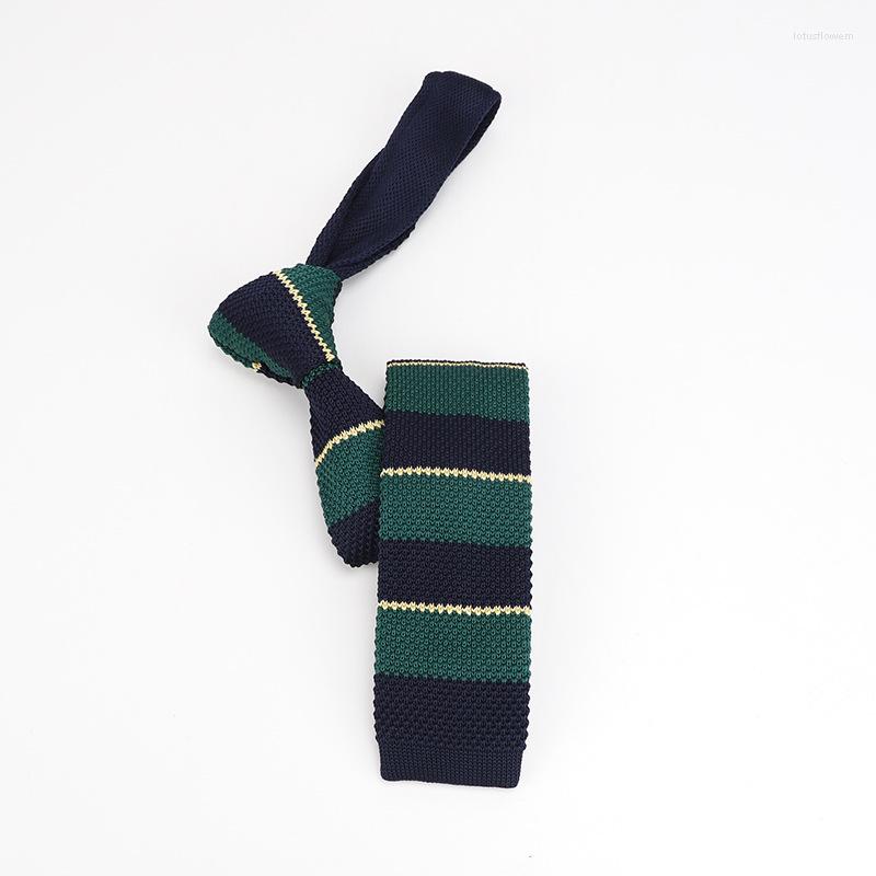 Bow Ties 5.5cm Knitted Knit Leisure Triangle Striped Normal Sharp Corner Neck Men Classic Woven Designer Cravat
Bow Ties 5.5cm Knitted Knit Leisure Triangle Striped Normal Sharp Corner Neck Men Classic Woven Designer Cravat