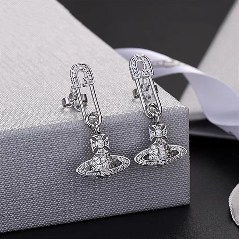 New Fashion Charm Earrings Female Brand Designer Earrings Luxury Senior Diamond Eardrop Women Party Wedding Engagement Bridal Jewelry Valentine's Day Couple Gifts
New Fashion Charm Earrings Female Brand Designer Earrings Luxury Senior Diamond Eardrop Women Party Wedding Engagement Bridal Jewelry Valentine's Day Couple Gifts