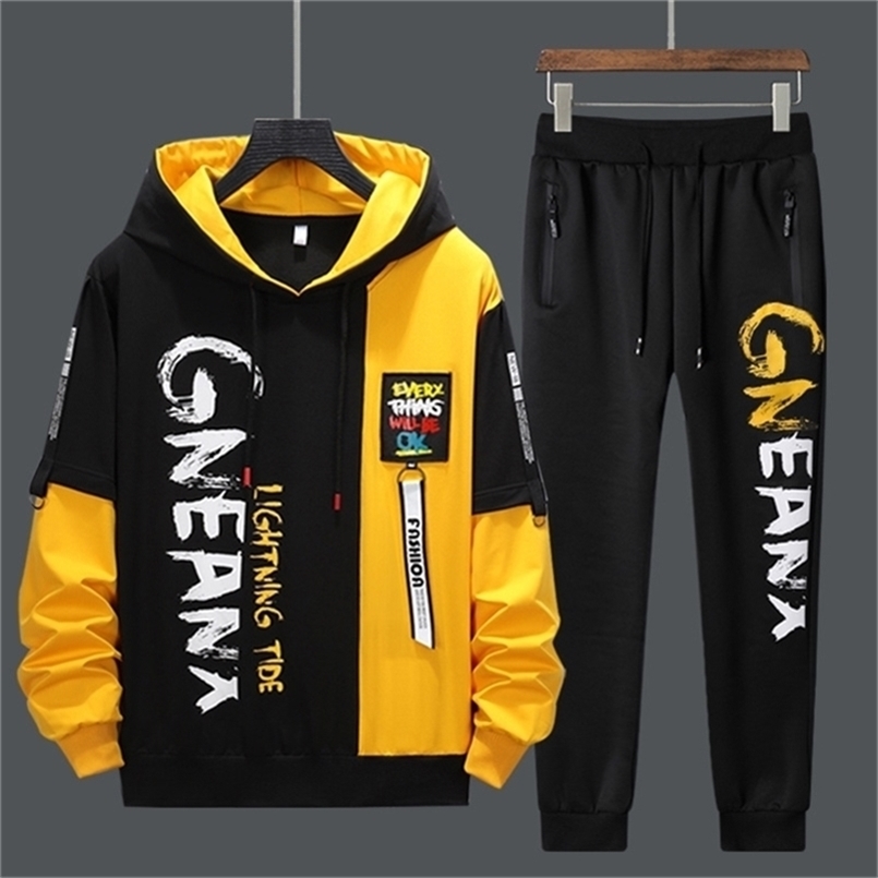 Men's Tracksuits Men 2 Piecs Sweat Suits Mens Patchwork Printing Sweatshirts Sweatpants Sets Student Husband Sports Clothing 220919