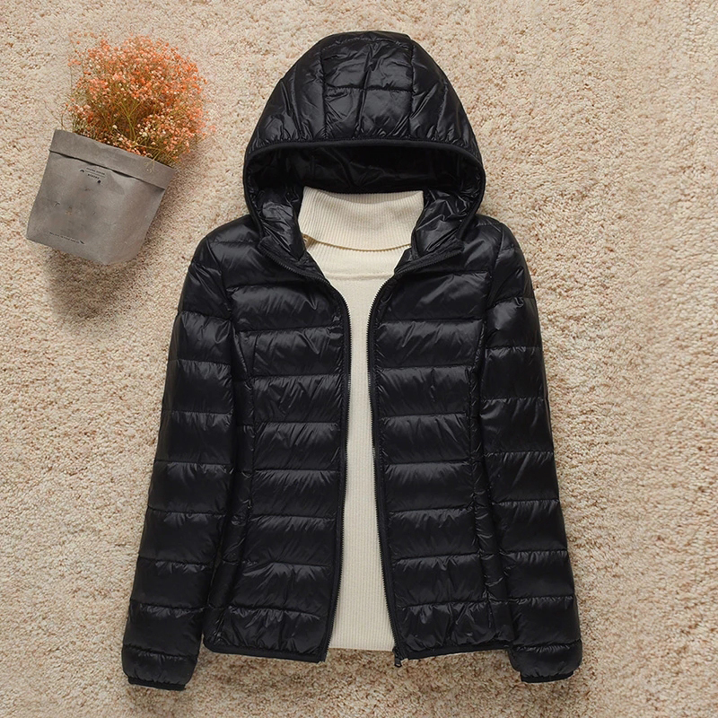 Women's Down Parkas Women Thin Jacket White Duck Ultralight Jackets Autumn And Winter Warm Coats Portable Outwear 220919