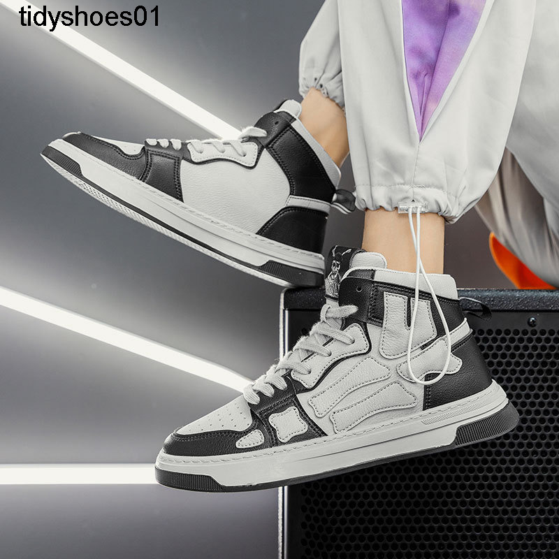 top men's High shoes 2021 new trend autumn ins student minority design board amirs bone shoes YJA5, White and blue 1
top men's High shoes 2021 new trend autumn ins student minority design board amirs bone shoes YJA5, White and blue 1