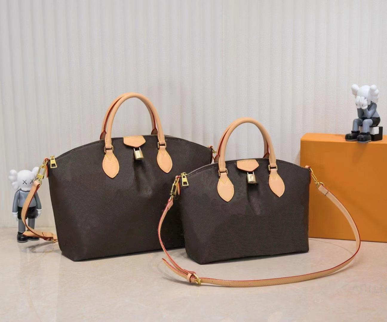 Fashion Bag Zip Tote Women Shouder Bag Designer Canvas Leather Handbag Lady Briefcase Luxurys Crossbody Purse Wallet With Padlock Double Smartphone Pocket PM MM, Brown
Fashion Bag Zip Tote Women Shouder Bag Designer Canvas Leather Handbag Lady Briefcase Luxurys Crossbody Purse Wallet With Padlock Double Smartphone Pocket PM MM, Brown