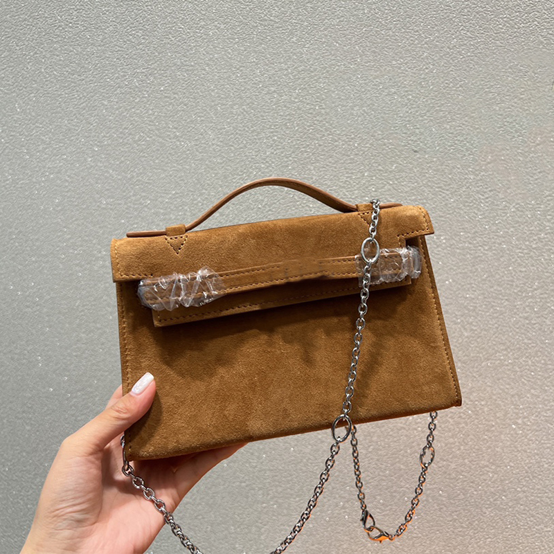 7A top luxury designer bag the mini tote bag shoulder chain handbag crossbody bags purse handbags man fashion cross body lady genuine leather women totes with box, Khaki
7A top luxury designer bag the mini tote bag shoulder chain handbag crossbody bags purse handbags man fashion cross body lady genuine leather women totes with box, Khaki