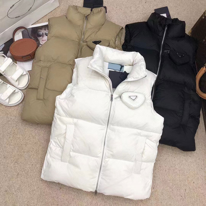 Womens Vests Down Parkas Puffer Jackets Fashion Bread Style Vest 22FW Top Punk Windbreaker Pocket Outsize Men Warm Coats S-L
