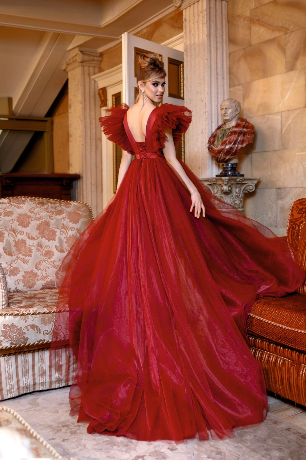 Modern Black Hi-Lo Party Prom Dresses Puff Sleeve A-Line Tulle Engagement Dress Sexy Backless V-Neck Short Front Long Back Evening Gowns 2022