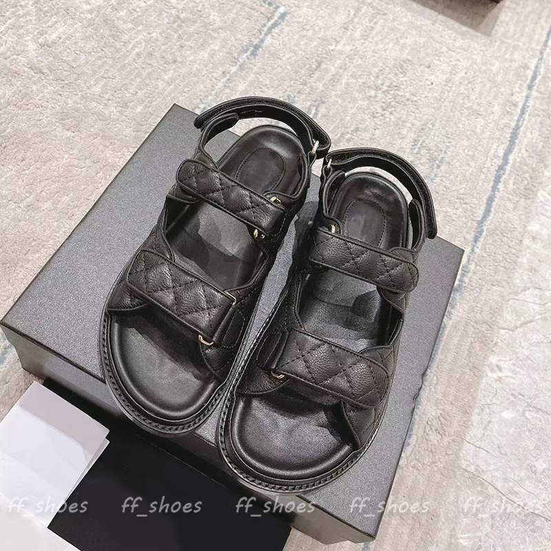 Genuine Leather Sandals Women Fashion Silver Black Red Designer Slippers Casual Beach Shoes Luxury Classic Wild Sandal Size 35-41
Genuine Leather Sandals Women Fashion Silver Black Red Designer Slippers Casual Beach Shoes Luxury Classic Wild Sandal Size 35-41