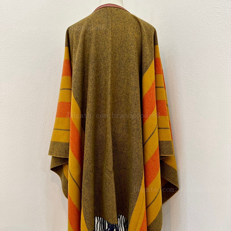 New Style Designer Scarf Original quality jacquard Cashmere and Wool shawl for women luxury Winter scarves mantle shawl Leather tassel Knights cloak Wholesale
New Style Designer Scarf Original quality jacquard Cashmere and Wool shawl for women luxury Winter scarves mantle shawl Leather tassel Knights cloak Wholesale