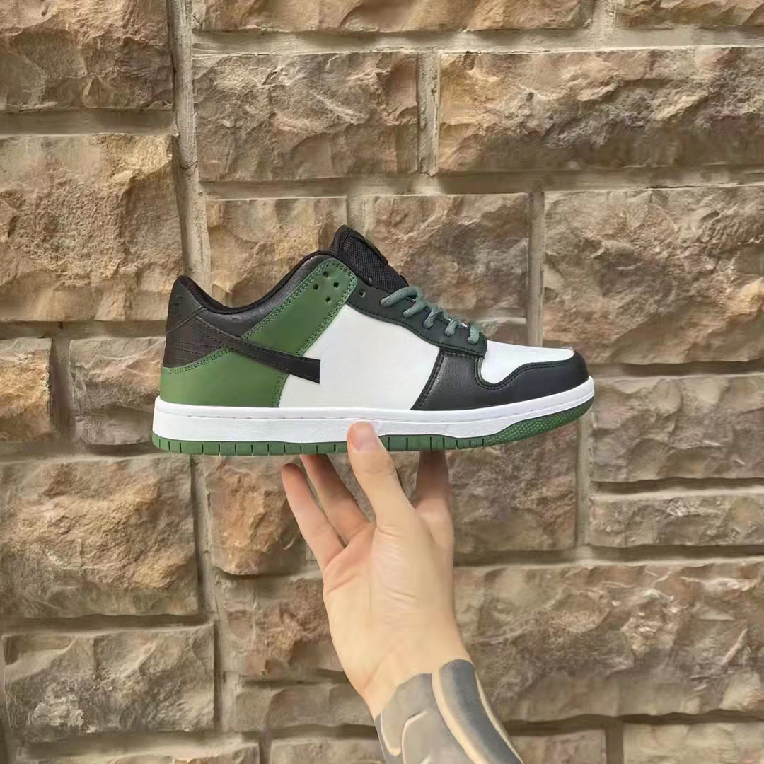 Designer sneaker sports shoes Casual shoes Basketball shoe for men and women Classic style outdoor sport Sb Dunks Low very nice, No.3
Designer sneaker sports shoes Casual shoes Basketball shoe for men and women Classic style outdoor sport Sb Dunks Low very nice, No.3