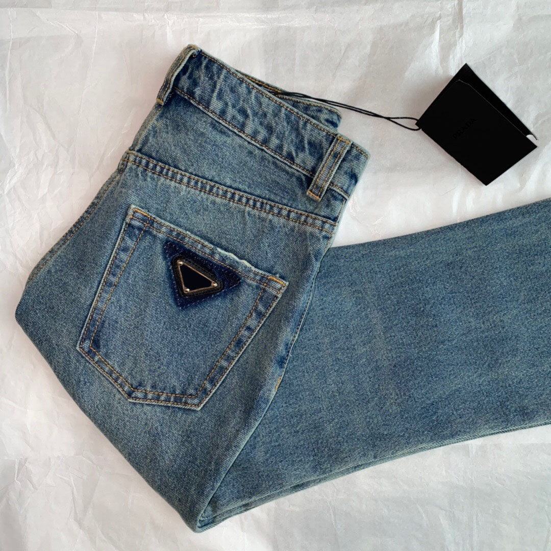 Luxury Women' Jeans Brand 2022 Fashion Women Blue High Waist Street wear Wide Leg Jean Female Trouser Straight Denim Pants
Luxury Women' Jeans Brand 2022 Fashion Women Blue High Waist Street wear Wide Leg Jean Female Trouser Straight Denim Pants