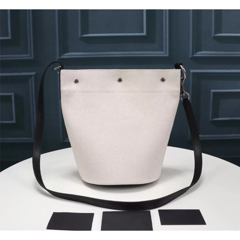 TOP Quality Drawstring French Linen Bucket Bag 669299 Rive WOMEN Ultra-large Capacity Shoulder Bags Wear Waterproof Cross Body, White
TOP Quality Drawstring French Linen Bucket Bag 669299 Rive WOMEN Ultra-large Capacity Shoulder Bags Wear Waterproof Cross Body, White