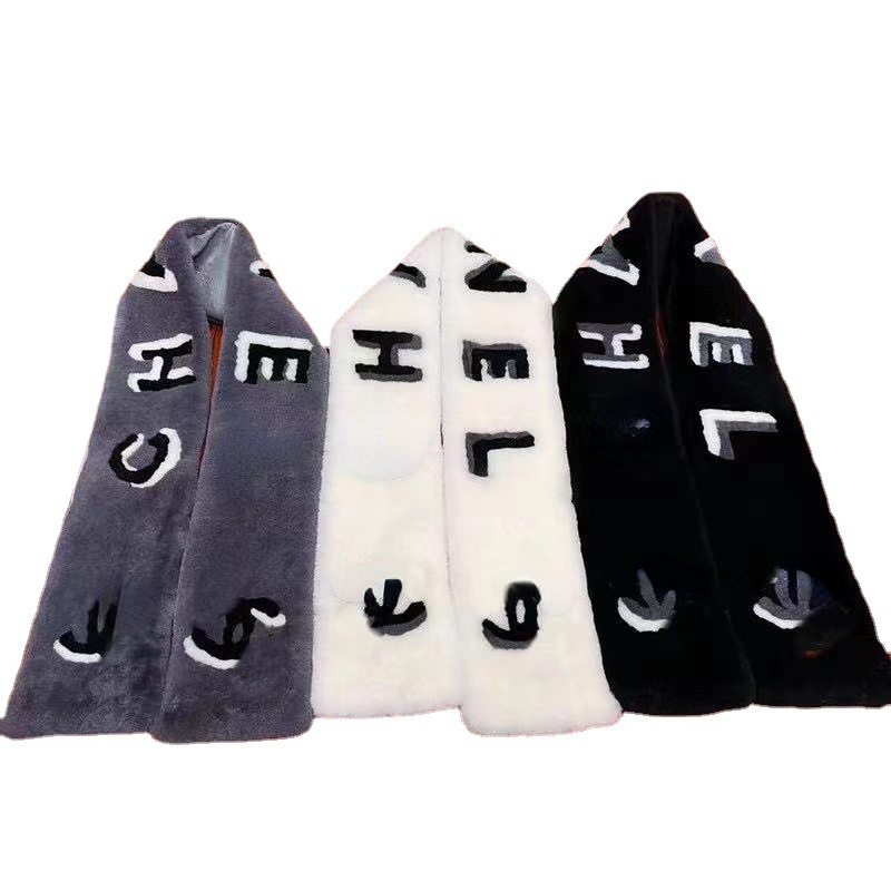 Fashion Designer Scarves High Quality Warm Wool Scarf Color Matching Fur Scarf
Fashion Designer Scarves High Quality Warm Wool Scarf Color Matching Fur Scarf