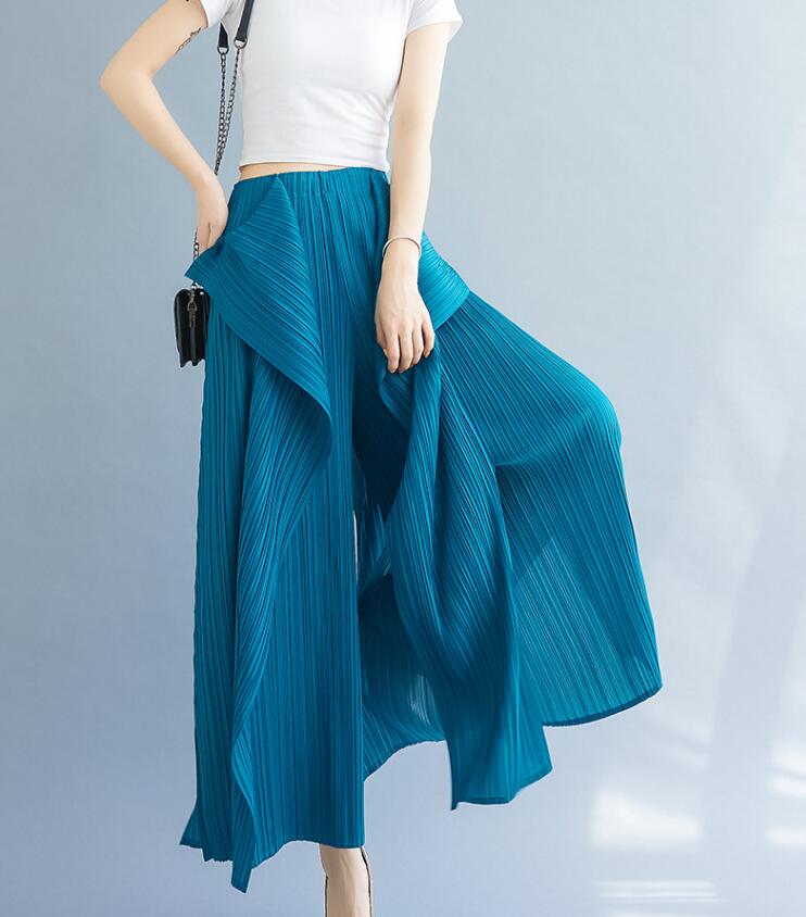 ISSEY pleated MIYAKE 2022 fashion kelp pants fairy temperament fashionable irregular pants, Purple
ISSEY pleated MIYAKE 2022 fashion kelp pants fairy temperament fashionable irregular pants, Purple
