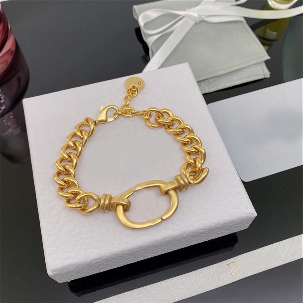 2021 Chains Bracelet Luxury Womens Designer Jewelry Men Luxurys Bracelets For Women Designers Party Gold Jewellery237H
2021 Chains Bracelet Luxury Womens Designer Jewelry Men Luxurys Bracelets For Women Designers Party Gold Jewellery237H