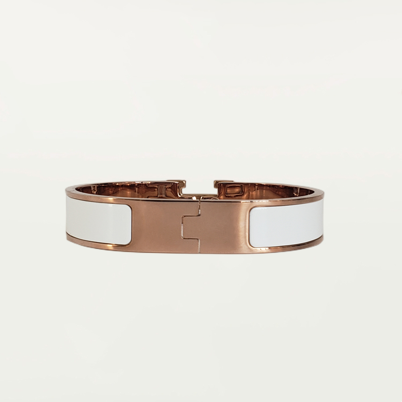 Designer Bangle Men Women Rose Gold Letter Bracelets Luxury Designer Jewelry Colorfast Hypoallergenic
Designer Bangle Men Women Rose Gold Letter Bracelets Luxury Designer Jewelry Colorfast Hypoallergenic
