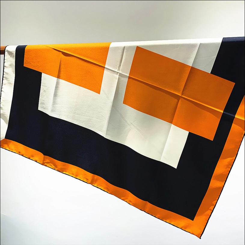 Head Scarf 90 Silk Scarf Top Hand Rolled Edge Satin Scarfs Neck Foulard Femme Handmade Double-Sided Bandana Classic Size Scarves287j
Head Scarf 90 Silk Scarf Top Hand Rolled Edge Satin Scarfs Neck Foulard Femme Handmade Double-Sided Bandana Classic Size Scarves287j