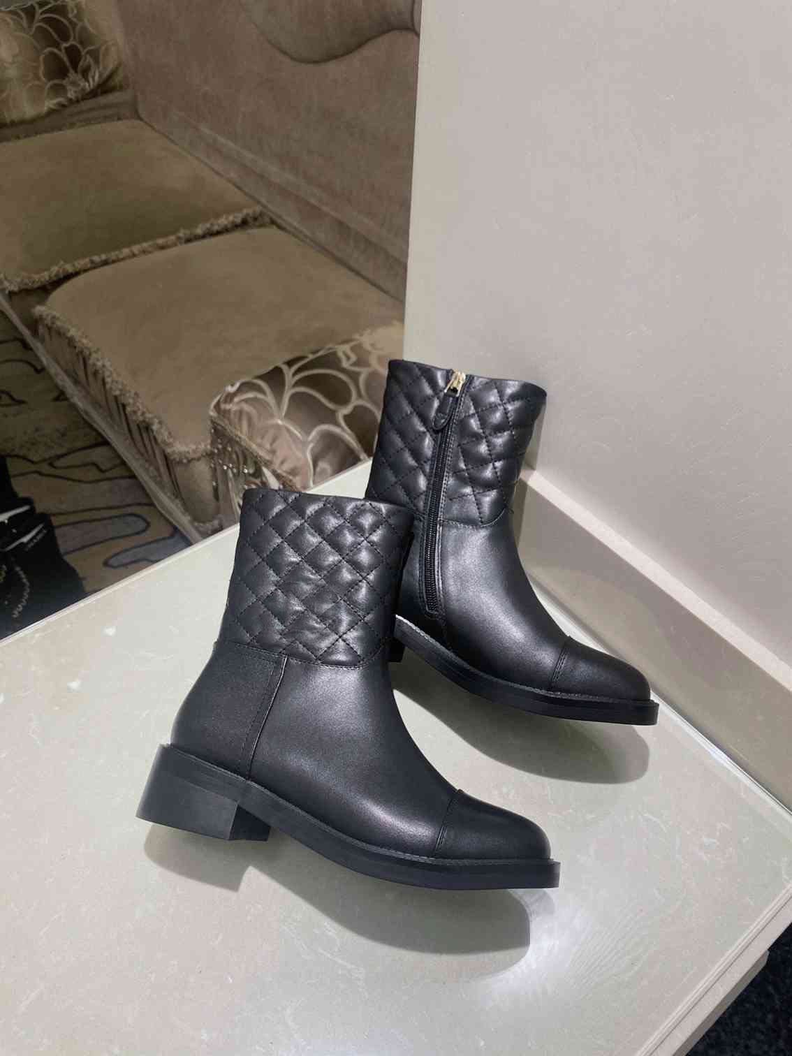 Luxury Classic Womens Ankle Knight Boots Autumn and Winter Cowhide Knight Rain Italian Shoes Size 35-41