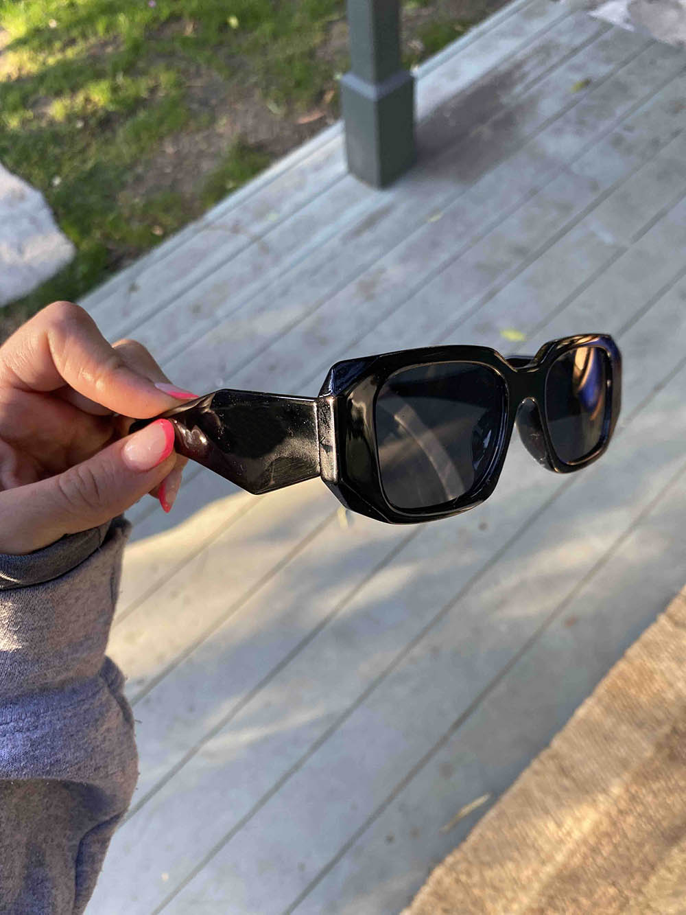 Fashion luxury Designer Sunglasses womens Mens polaroid lens Goggle senior Eyewear For Women eyeglasses small frame Vintage Metal Sun Glasses With Box