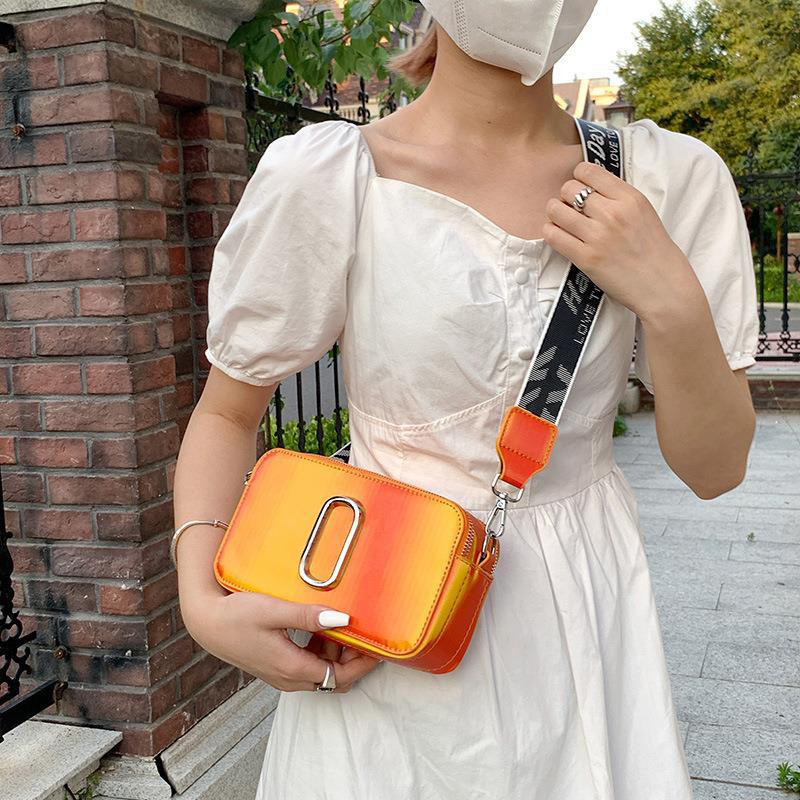 Women's Bags Advanced Colorful Reflective Fresh Personality Fashion Trend All-match Shoulder Messenger Bags, White
Women's Bags Advanced Colorful Reflective Fresh Personality Fashion Trend All-match Shoulder Messenger Bags, White