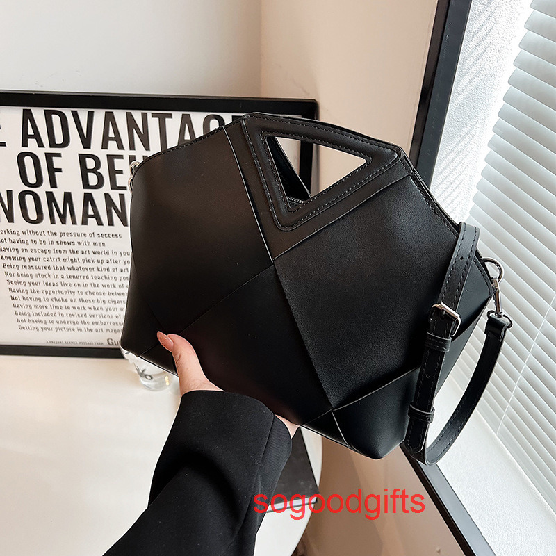 bottegas venetta bags Triangle Handbag Point Crossbody Bottegas Bags Venetas with the New Woven Bag 2023 Women's Small One Shoulder Crossbody Mesh Red Fashio 3B8W, Black
bottegas venetta bags Triangle Handbag Point Crossbody Bottegas Bags Venetas with the New Woven Bag 2023 Women's Small One Shoulder Crossbody Mesh Red Fashio 3B8W, Black