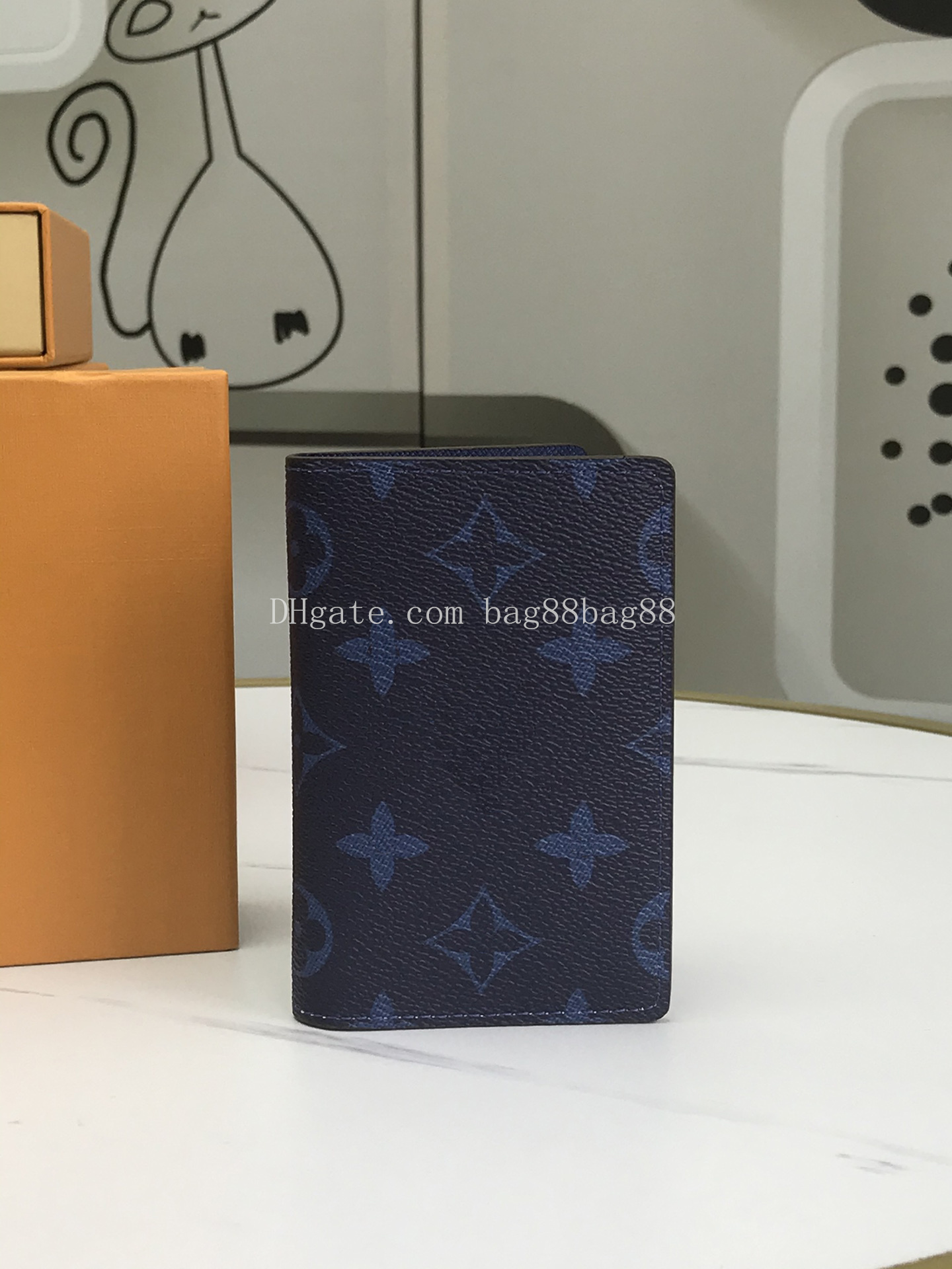 Brand new famous designer real leather men wallet short wallet card holder M30301, Contact me
Brand new famous designer real leather men wallet short wallet card holder M30301, Contact me