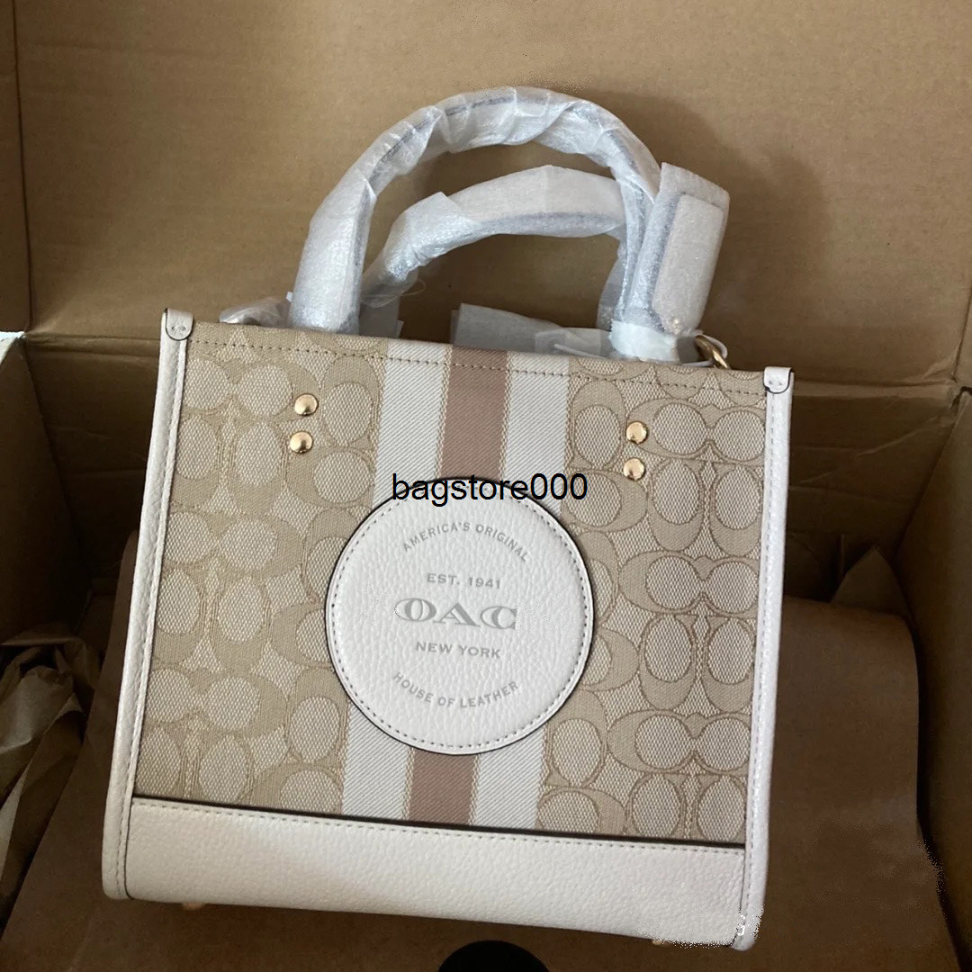 women's bag 2022 classic jacquard embroidery leather handbag dempsey Tote Bags, Pink
women's bag 2022 classic jacquard embroidery leather handbag dempsey Tote Bags, Pink