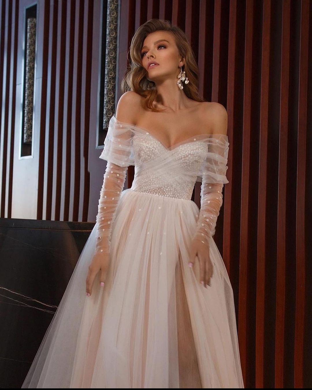 Simple A Line Wedding Dress Elegant Off The Shoulder Puffy Bridal Gowns Long Sleeve High Split Robe De Soiree