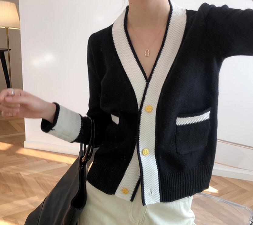Women's Sweaters V Neck Button Red Christmas Tree Cardigan Sweater Knitted Loose Oversized Jumper Top Jacket Coat