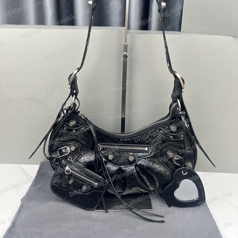 Designer Handbags Shoulder Bags Women Handbag Leather Adjustable Strap Zipped Pouch Removable Heart Mirror Crossbody Designers Bags Balencigas, #5 26cm
Designer Handbags Shoulder Bags Women Handbag Leather Adjustable Strap Zipped Pouch Removable Heart Mirror Crossbody Designers Bags Balencigas, #5 26cm