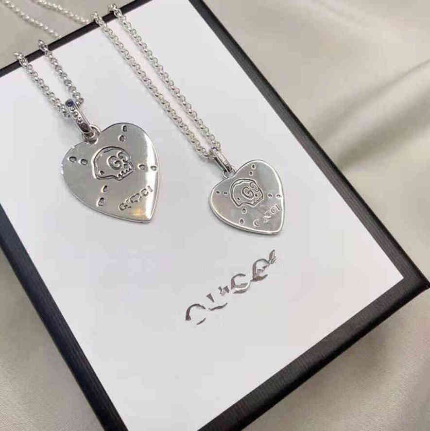 Pendant Necklaces S925 Silver Skull love TAG couple necklace sweater chain exclusive Design jewel Exclusive saleAP94
Pendant Necklaces S925 Silver Skull love TAG couple necklace sweater chain exclusive Design jewel Exclusive saleAP94