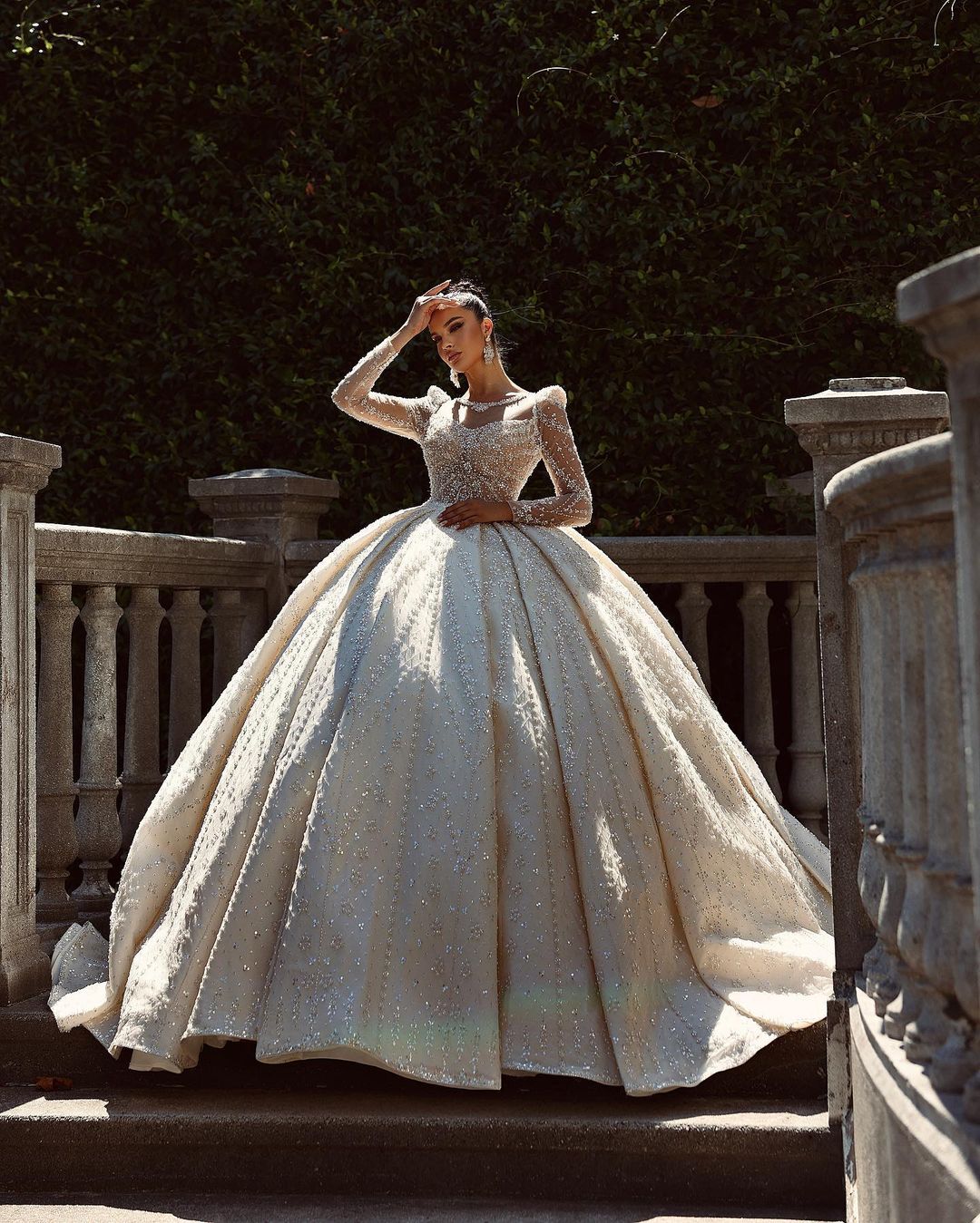 urious Beads Wedding Dress Custom Made Scoop Neck Sleeve Crystal Ball Gown Long Train Church Bridal Dresses